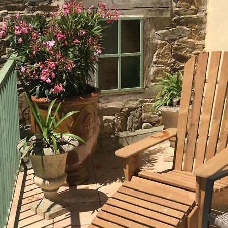 Appartement De 1634 Avec Balcon Au Sud Sur Jardin En Plein Coeur Historique เทรกิเยร์ ภายนอก รูปภาพ