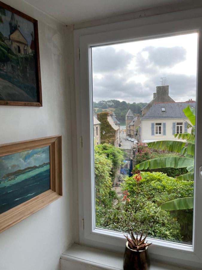 Appartement De 1634 Avec Balcon Au Sud Sur Jardin En Plein Coeur Historique เทรกิเยร์ ภายนอก รูปภาพ